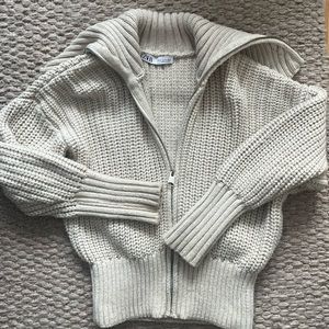 Zara zip up sweater